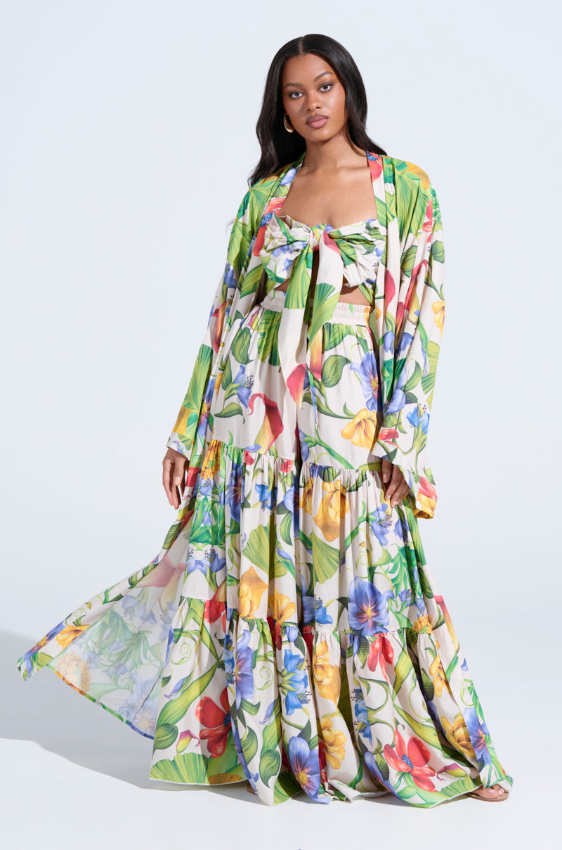 INTO THE GARDEN FLORAL BLOUSE