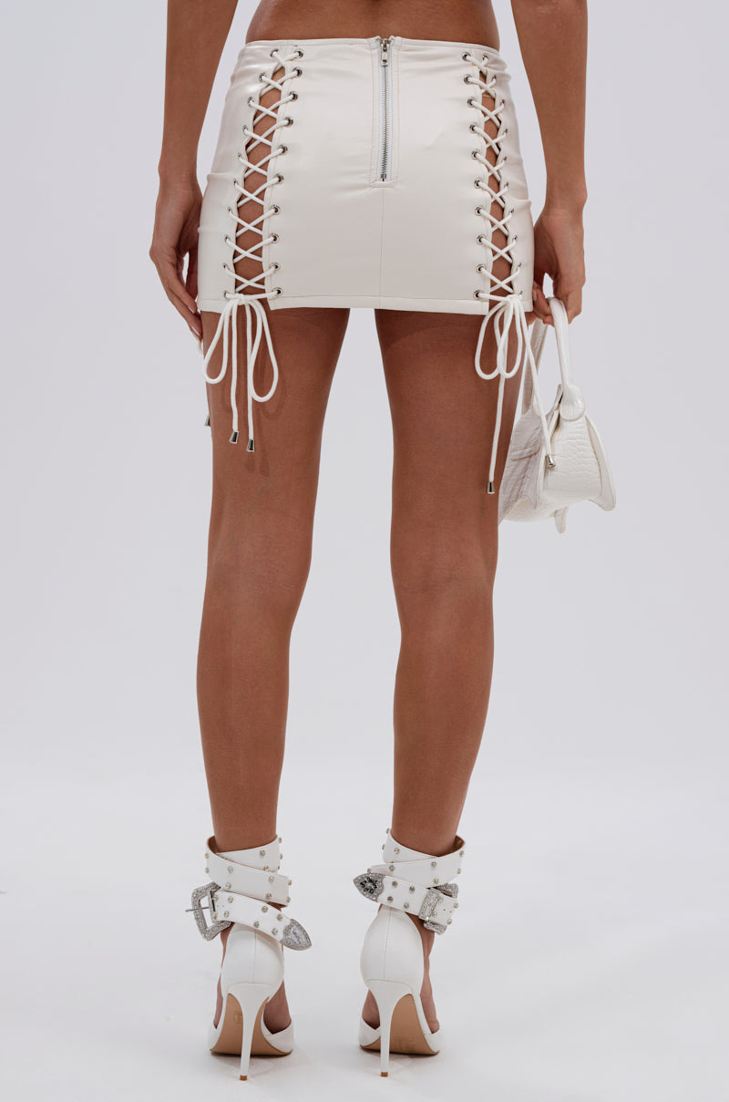 FESTIVAL GIRLY LACE UP MINI SKIRT