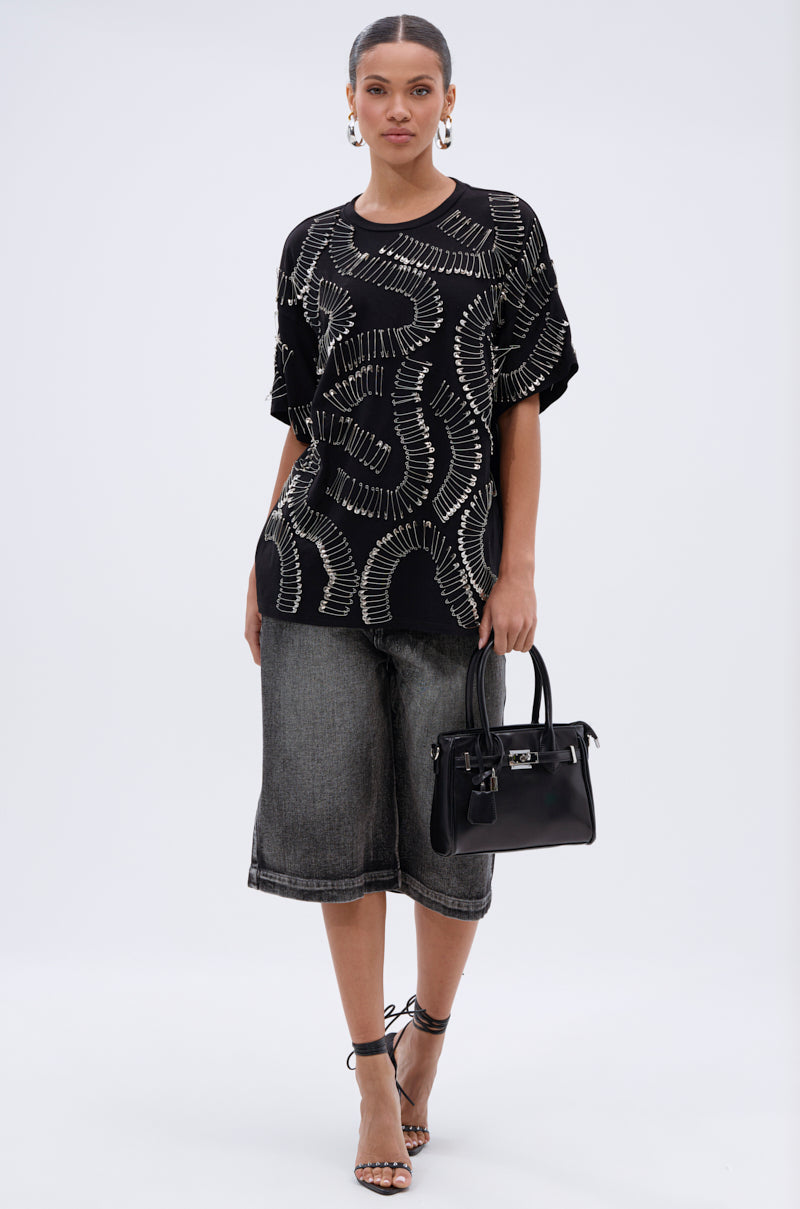 SAFE AND SOUND OVERSIZED TEE