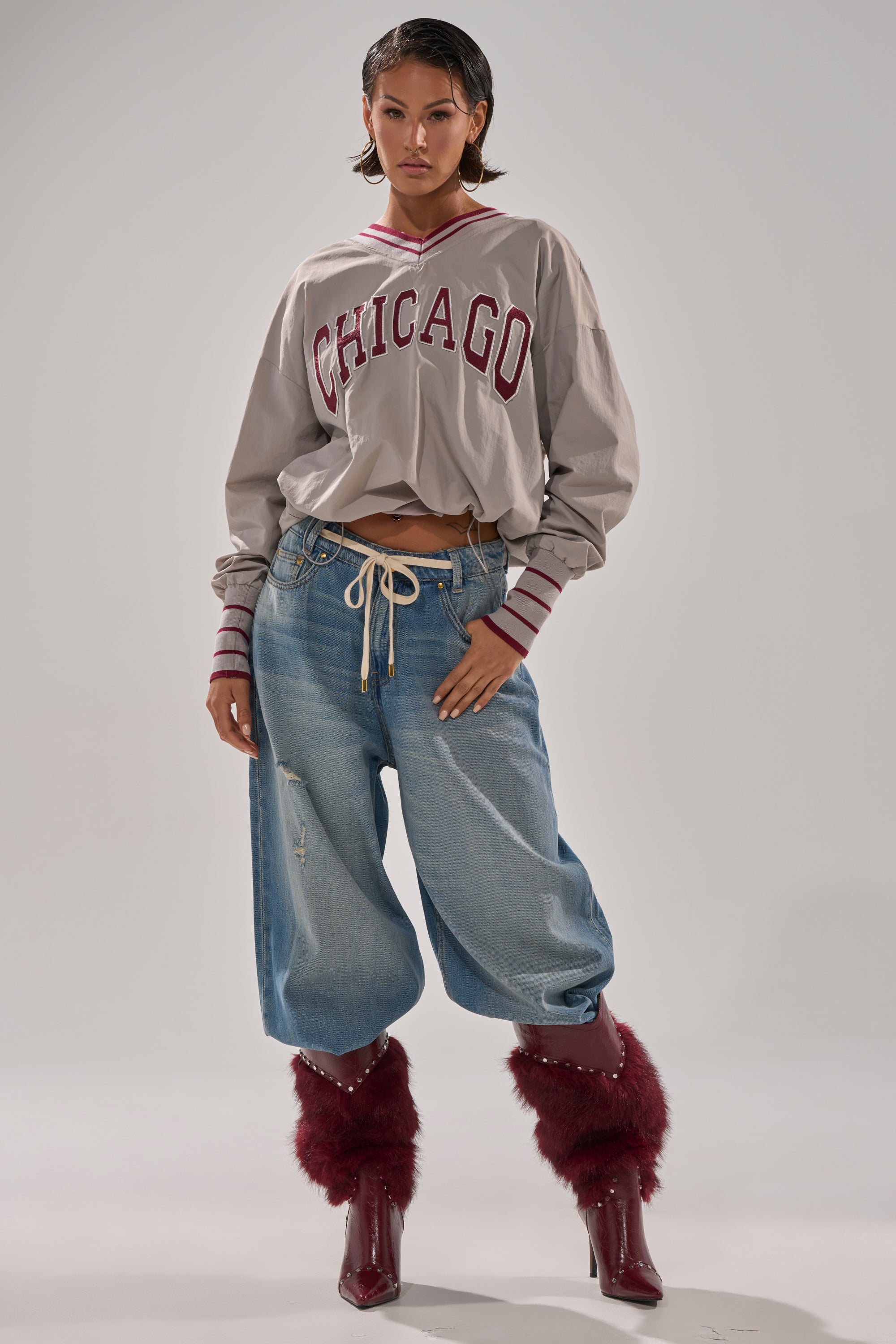 CHICAGO V-NECK SWEATSHIRT