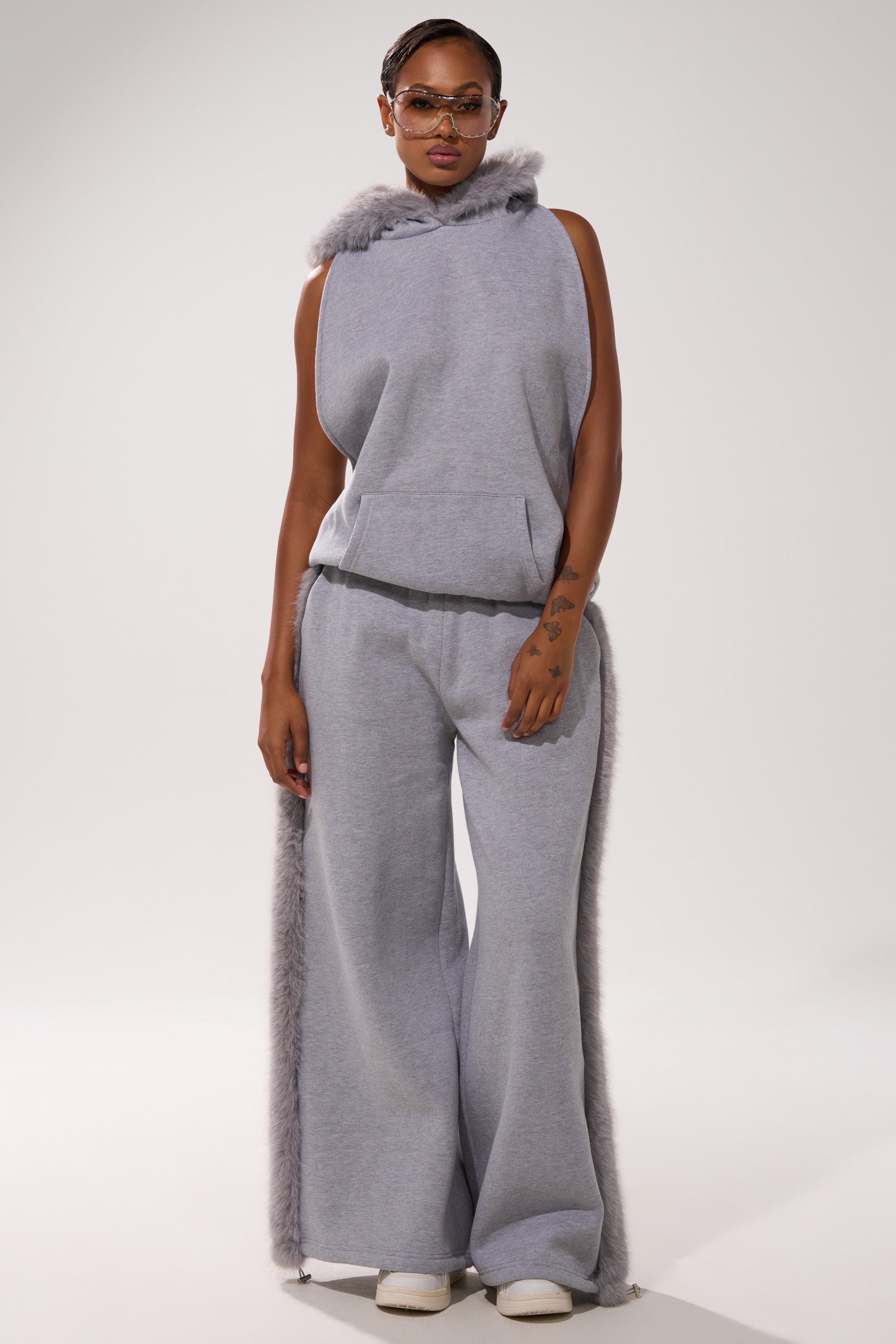 LUXE FUR OPEN-BACK SWEATSHIRT IN GREY