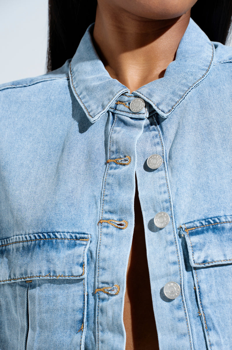 LEXI LIGHTWEIGHT BUTTON DOWN TOP