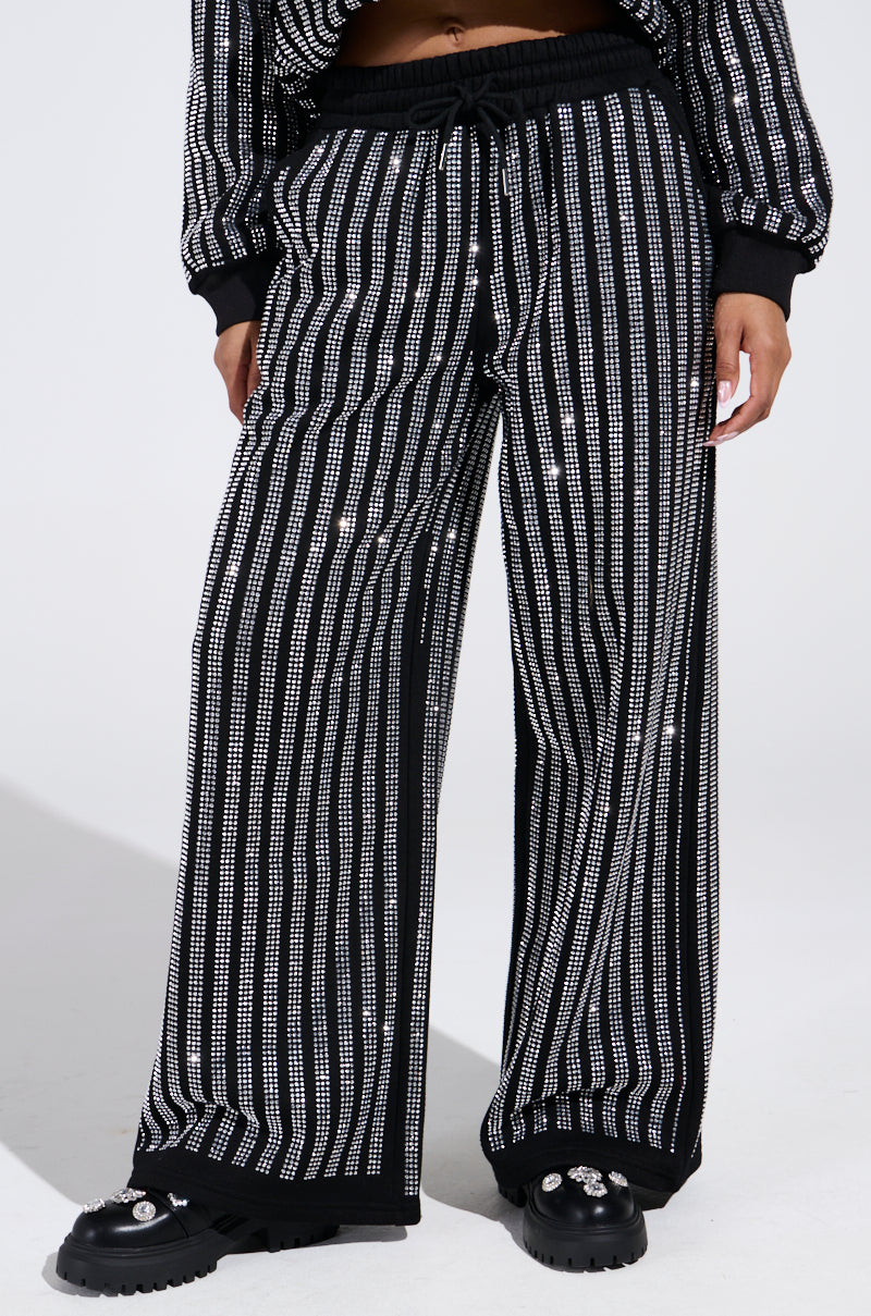 SPARKLE QUEEN WIDE LEG JOGGER