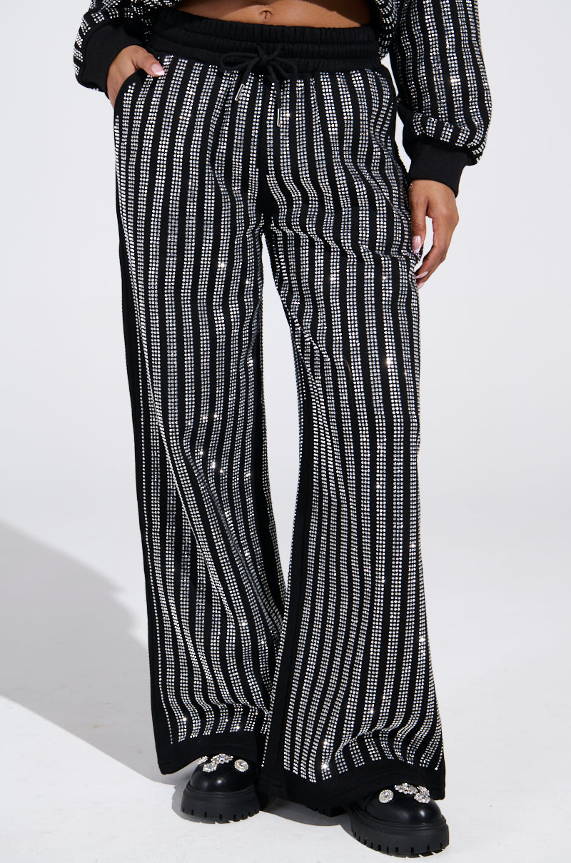 SPARKLE QUEEN WIDE LEG JOGGER