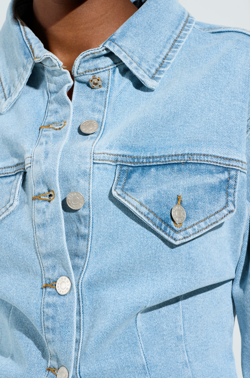 TAKE ME TO THE RODEO BUTTON UP