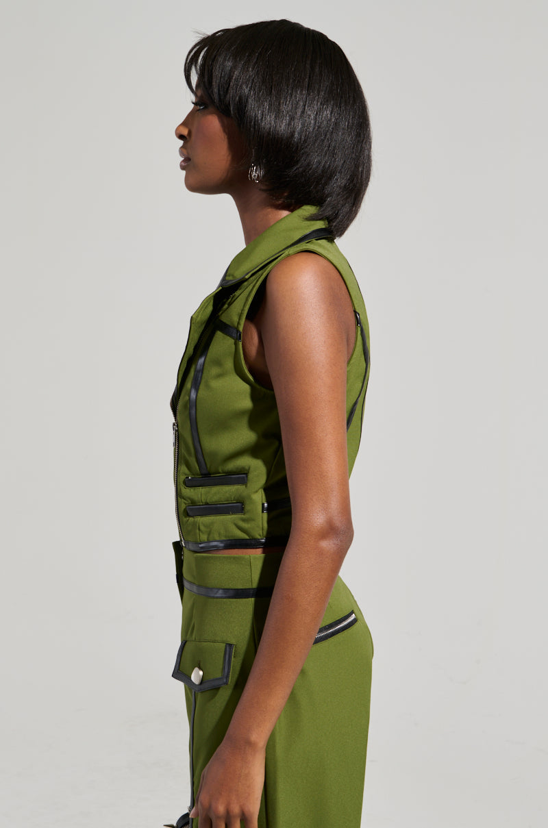 EAST HAMPTON VEST TOP