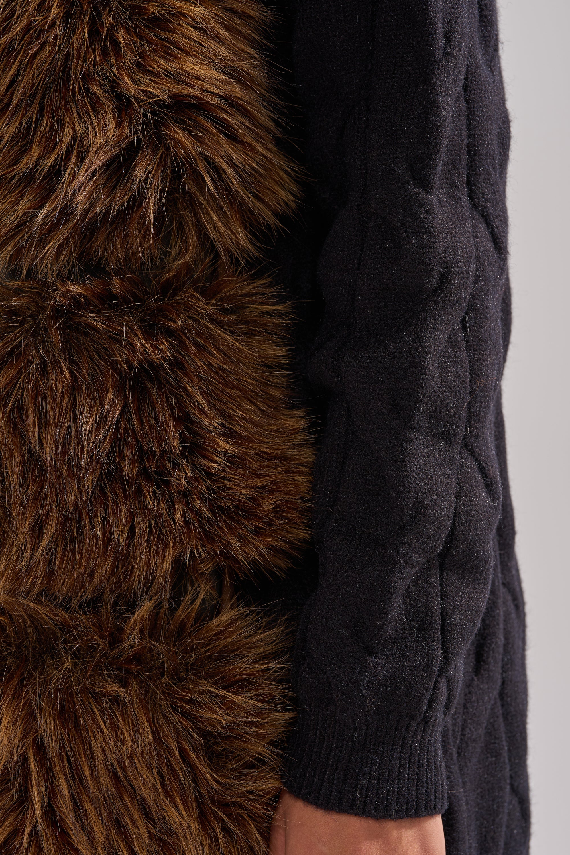 WARM ME UP LONG CARDIGAN WITH FUR