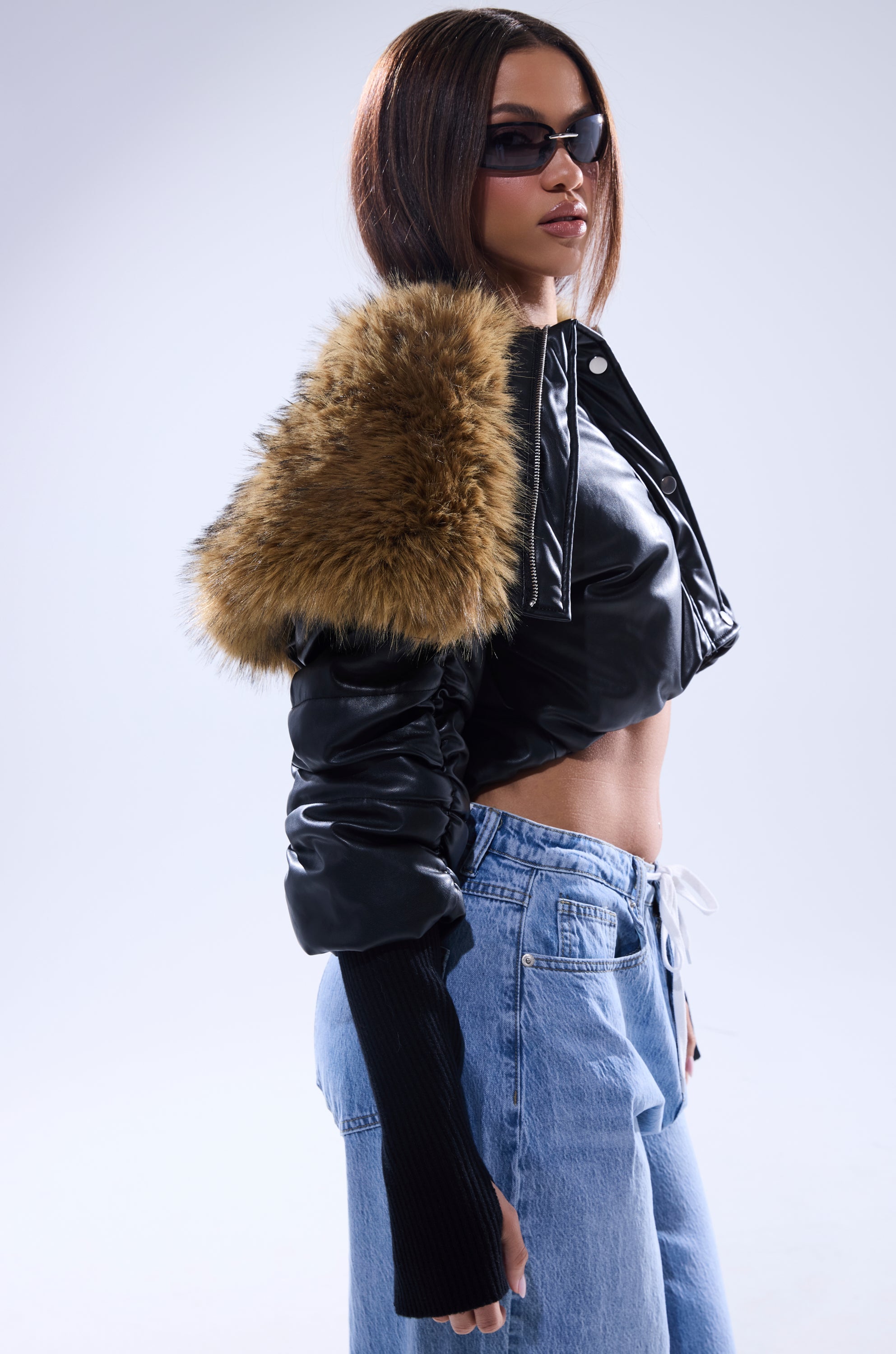 KICKBACK FUR TRIM BOMBER