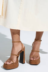 AKIRA KNAPP BROWN CORK PLATFORM SANDAL