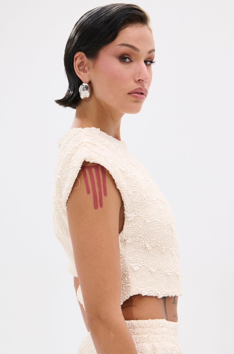 SYDNEY TEXTURED BLOUSE