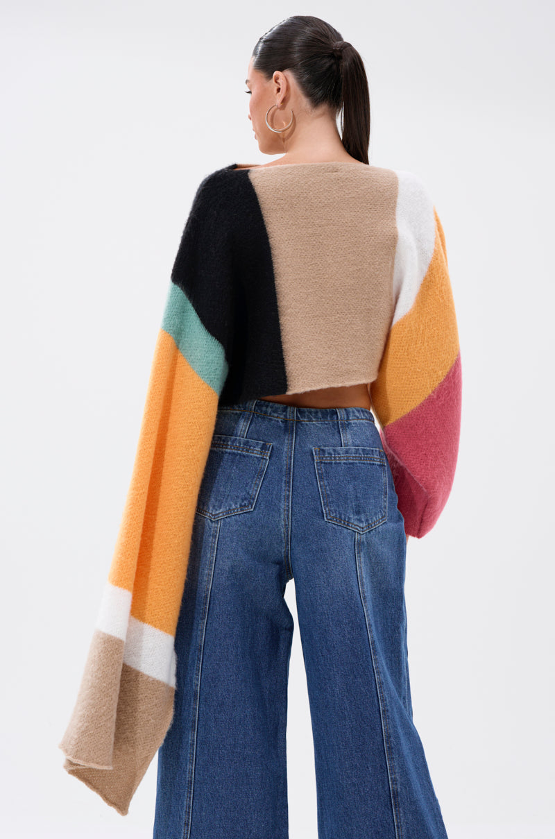 I LIKE IT LIKE THAT CROP ABSTRACT SWEATER