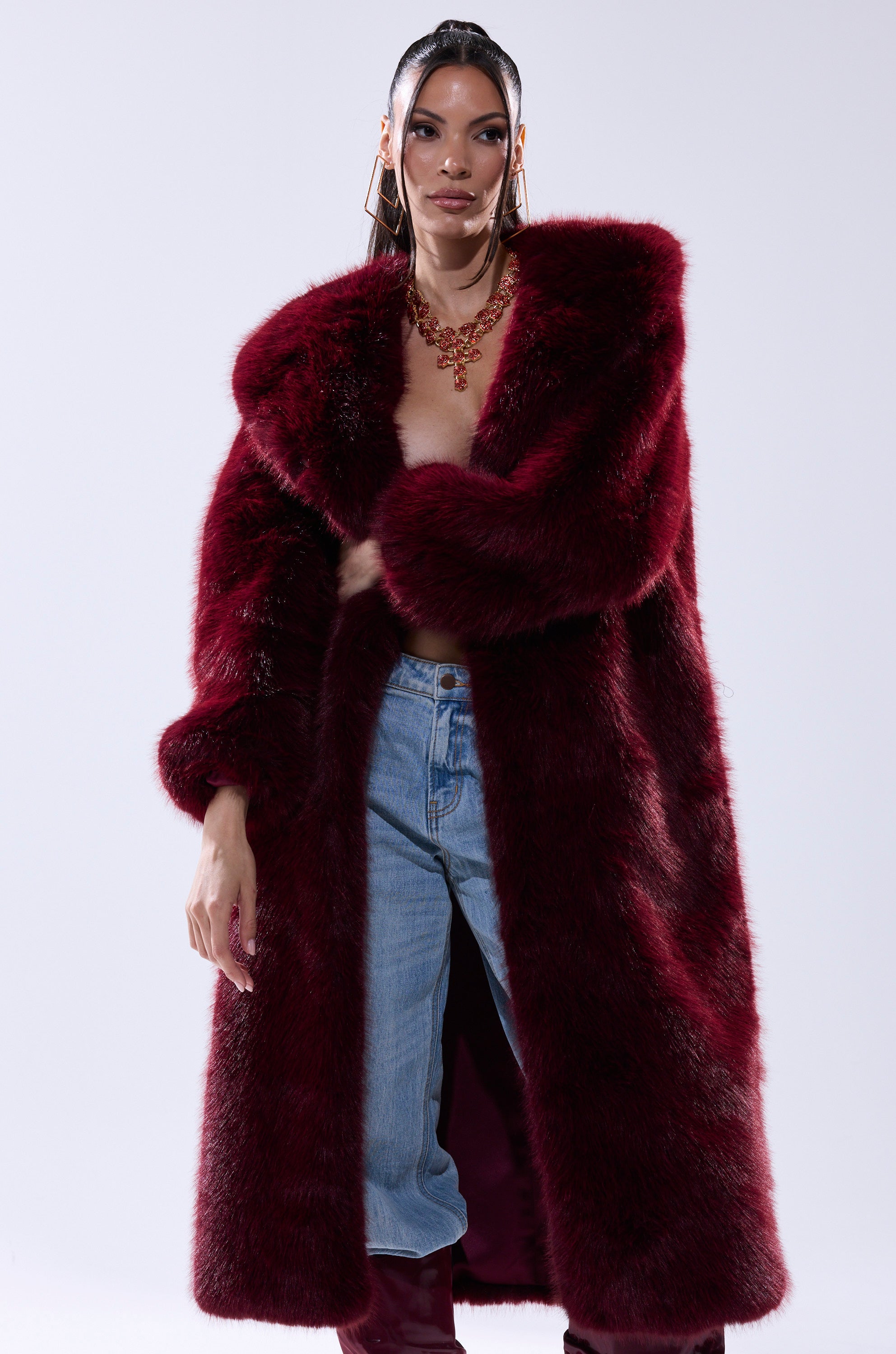 MANCHESTER HOODED FAUX FUR IN BURGUNDY