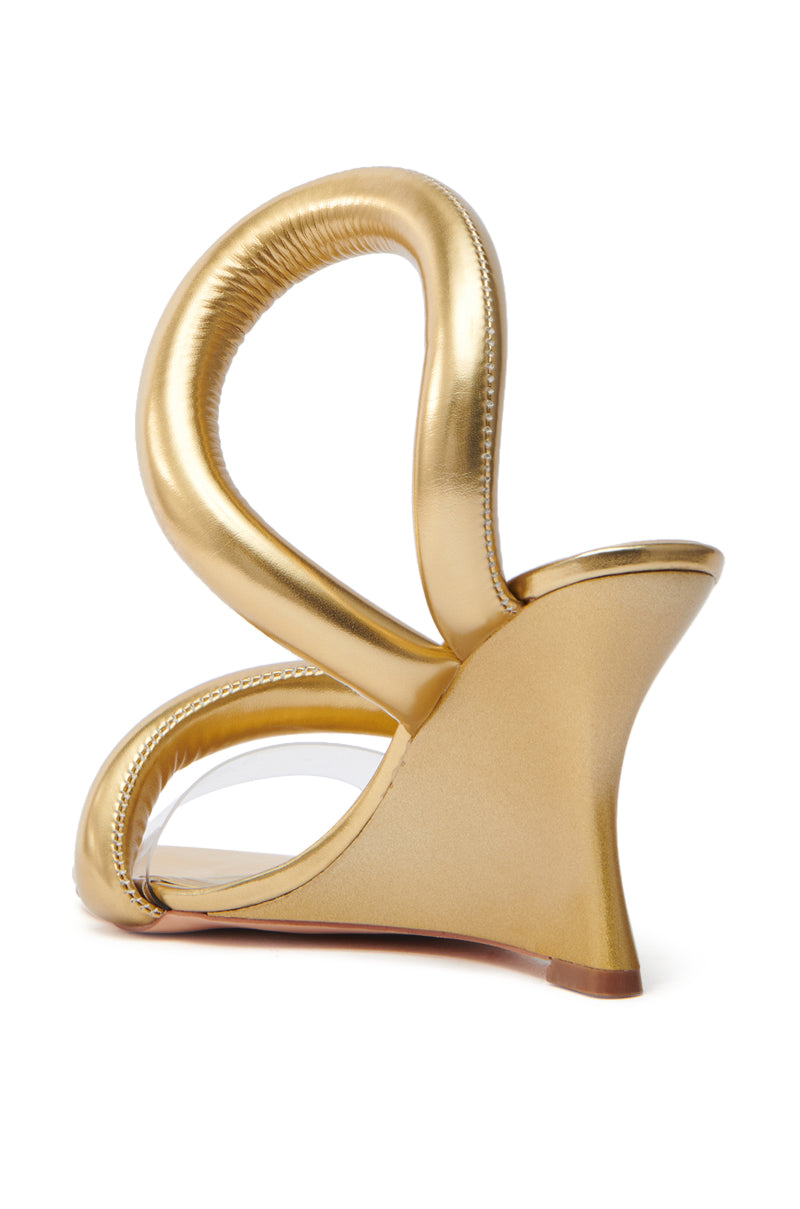 AKIRA MINORU GOLD WEDGE SANDAL
