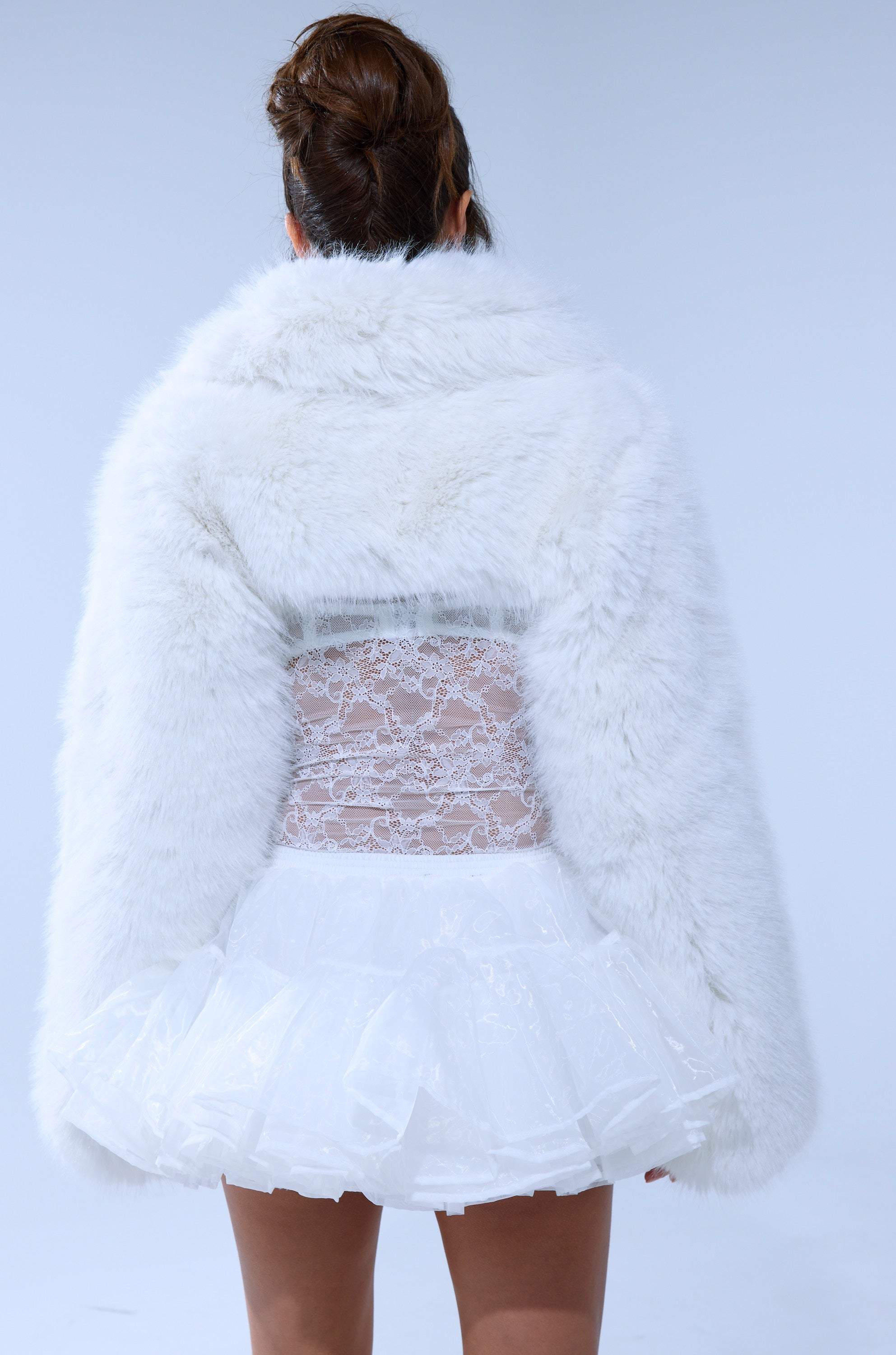 LEILA ULTRA CROP FAUX FUR IN IVORY