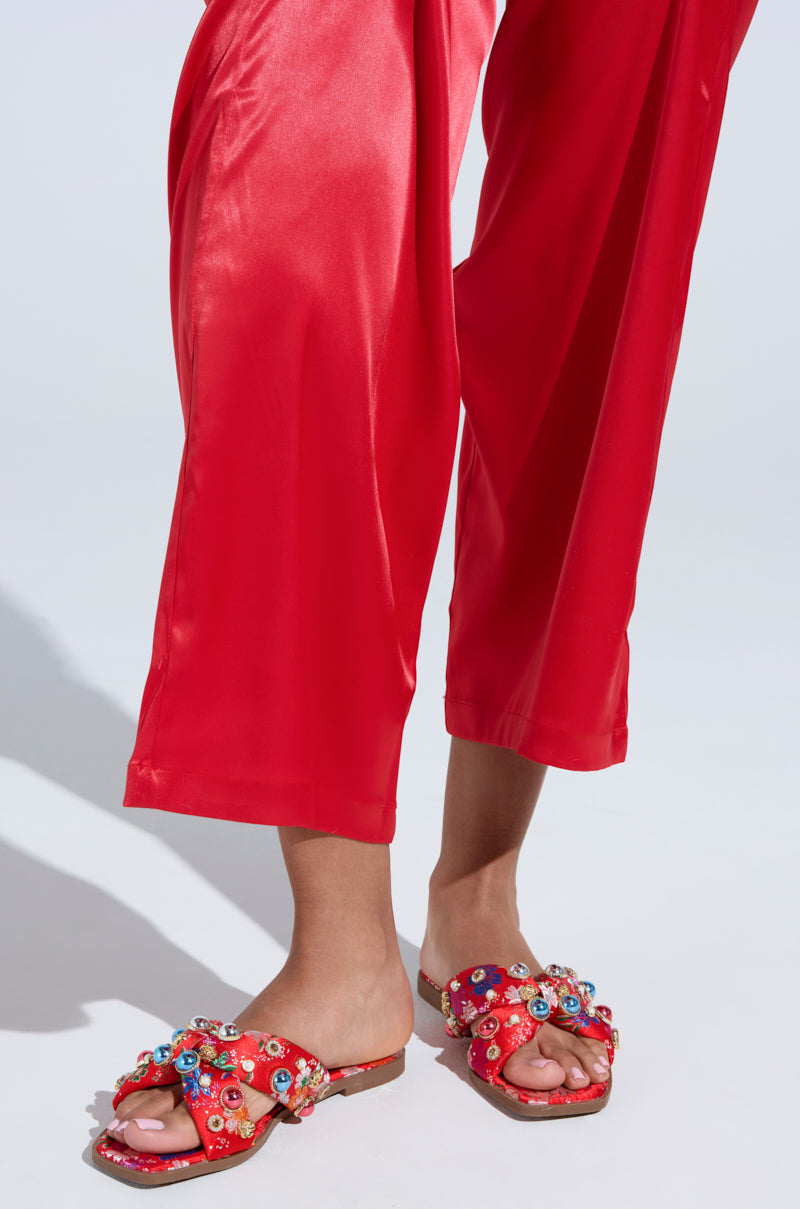 AKIRA RAMSEY RED FLAT SANDAL