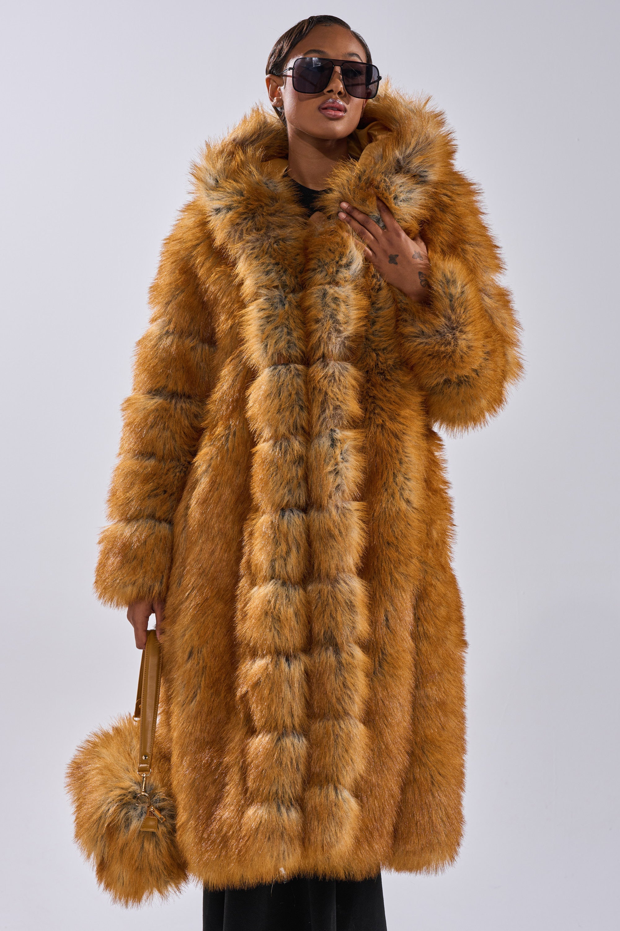 OLD MONEY FAUX FUR COAT