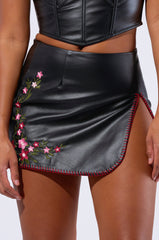 BACK IT UP MINI SKIRT