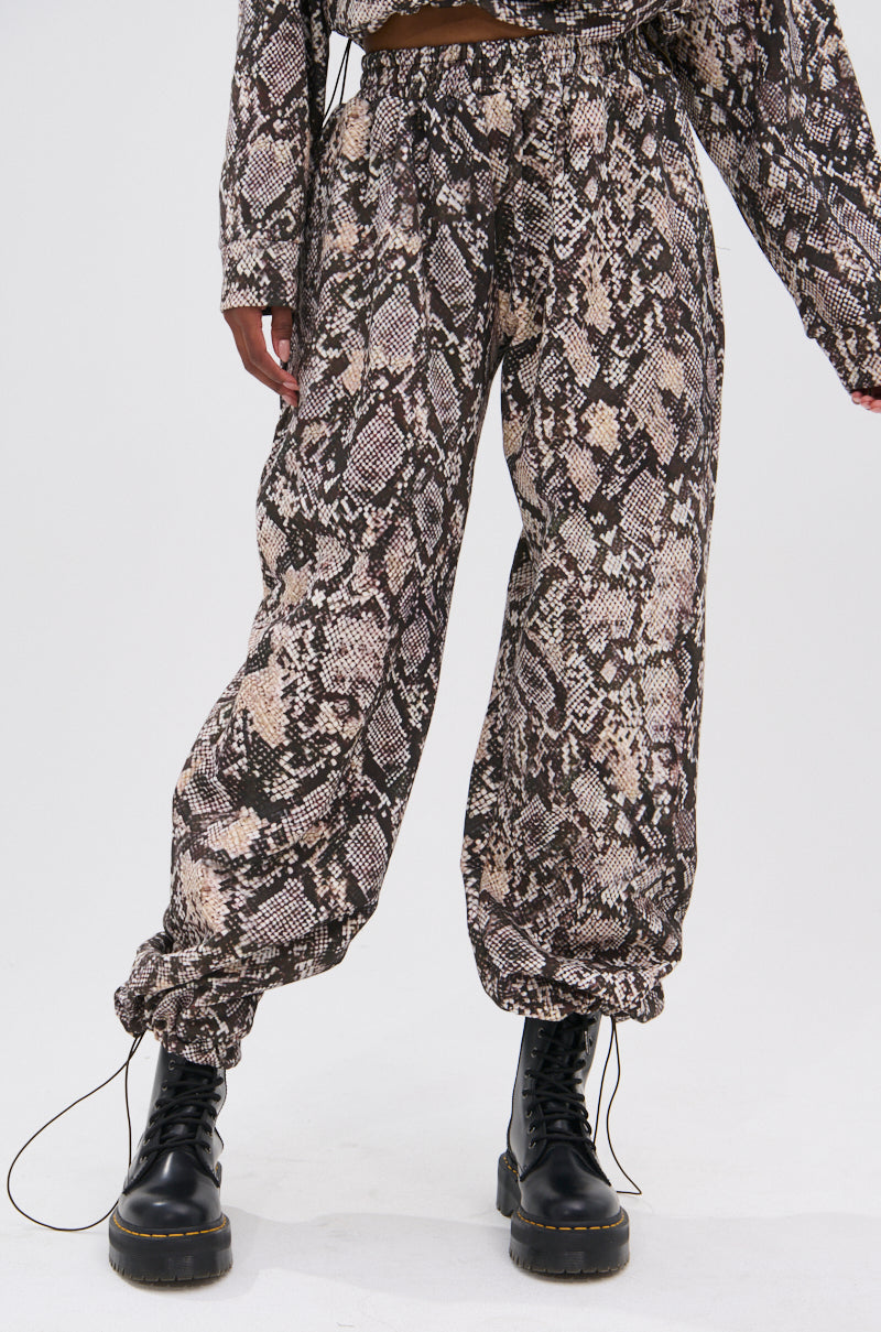 PYTHON WIDE LEG JOGGER