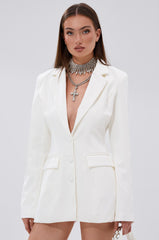 EASY BREEZY BACKLESS BLAZER