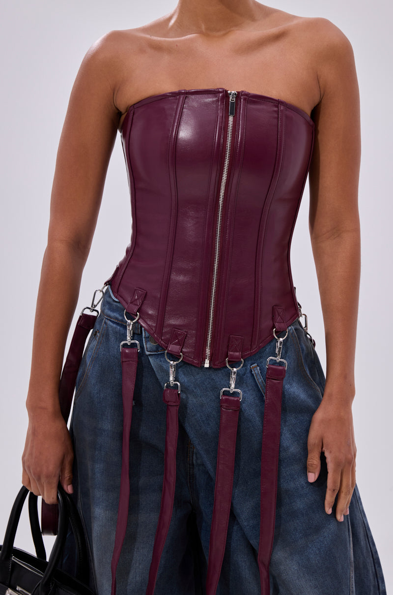 FAN FAVORITE FAUX LEATHER CORSET