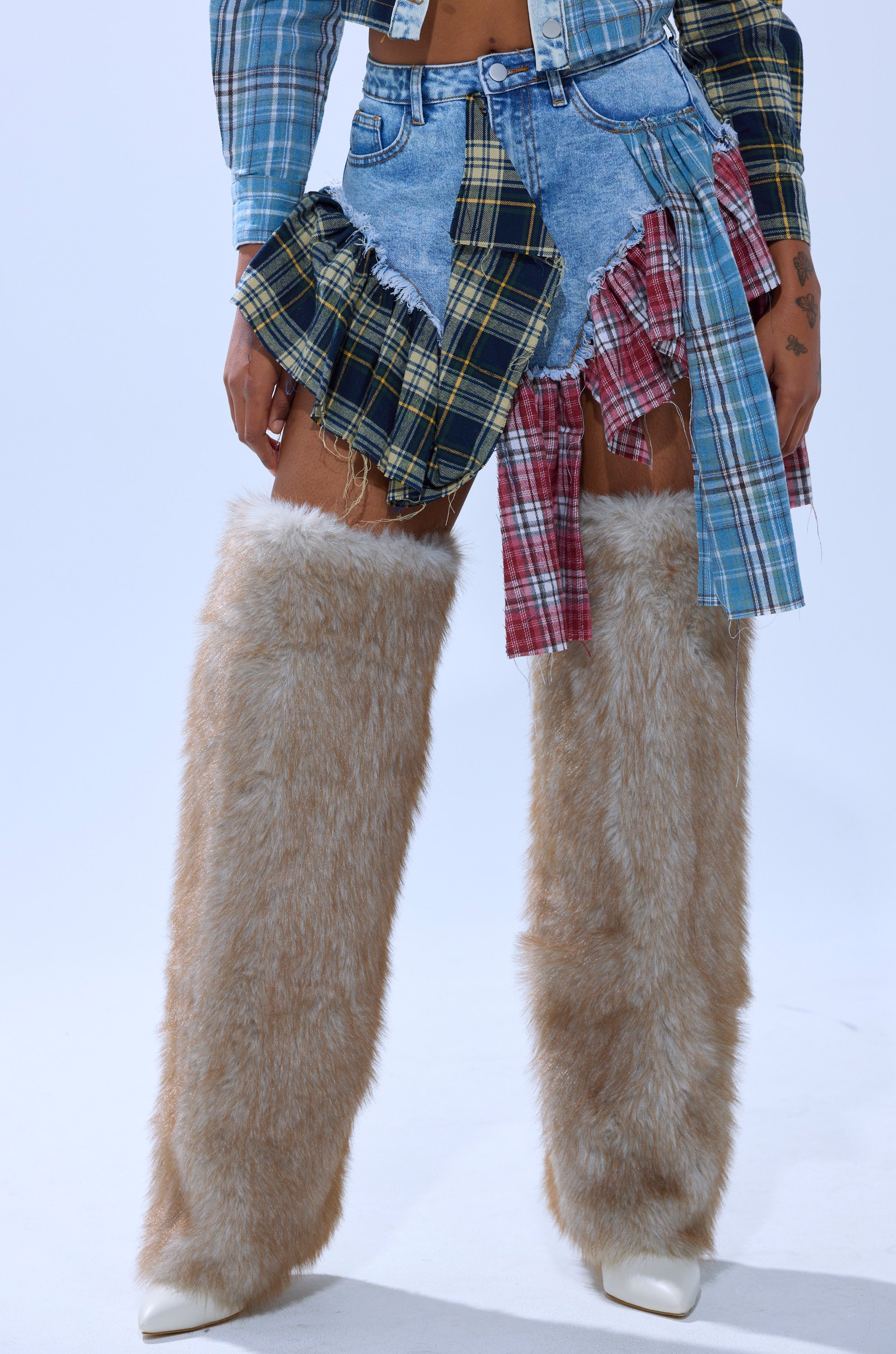 AUTUMN VIBES PLAID MINI SKIRT