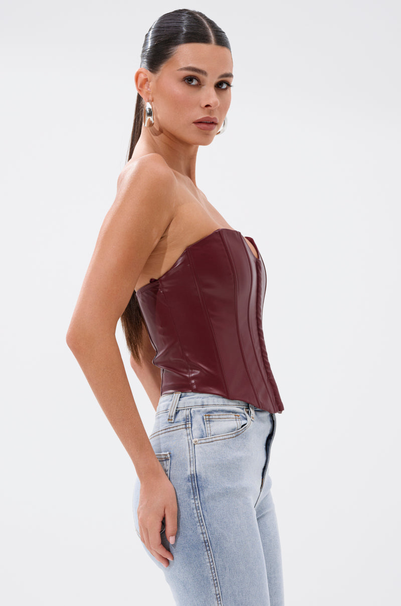 BACK IT UP CORSET TOP IN BURGUNDY