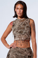 QUEEN OF LOVE DISTRESSED TOP IN GREEN