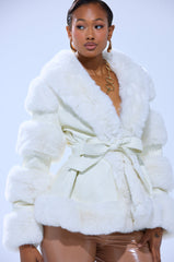 WINTER WONDERLAND FUR TRIM MOTO