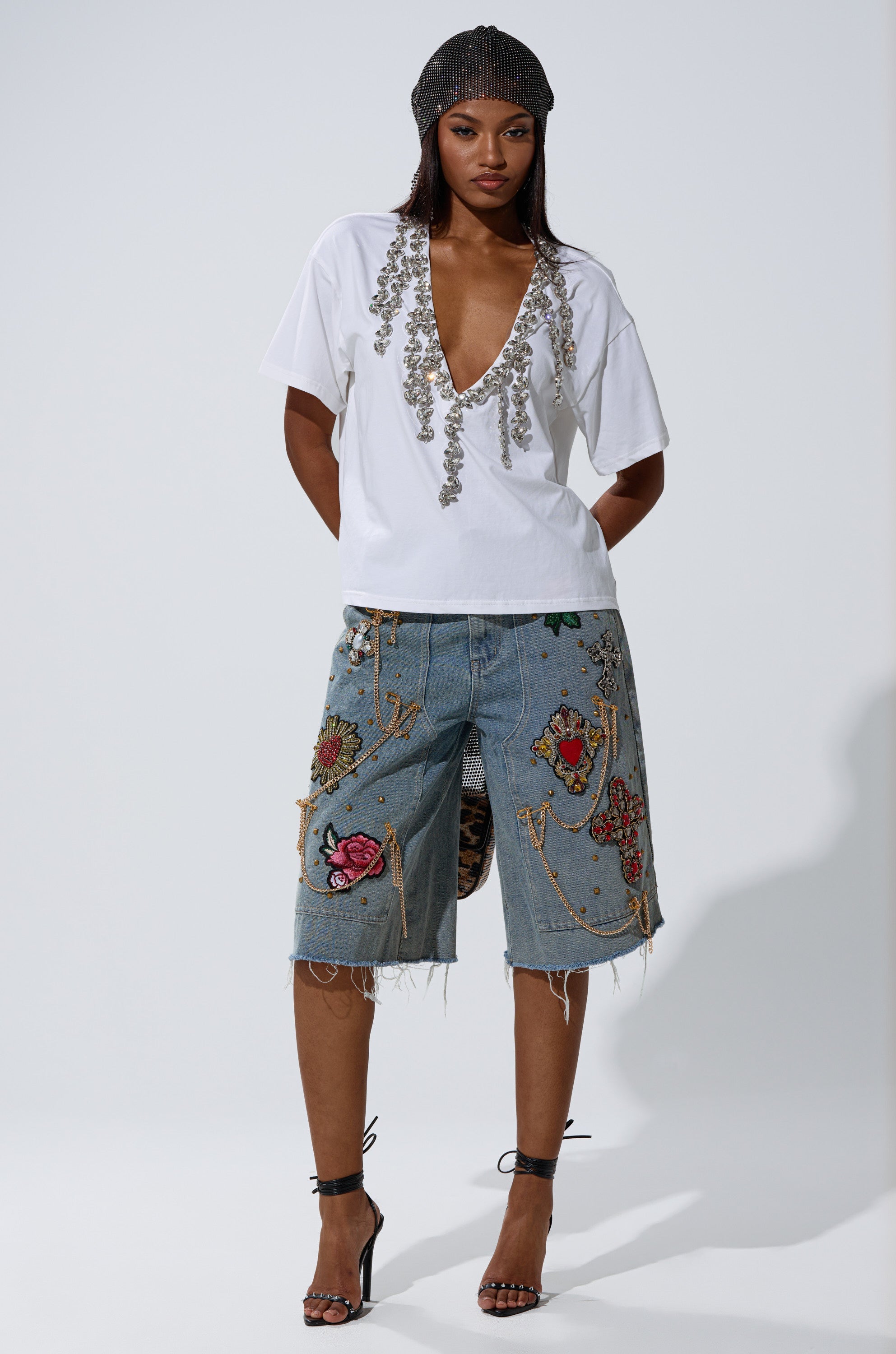 TOO DEEP RHINESTONE TEE