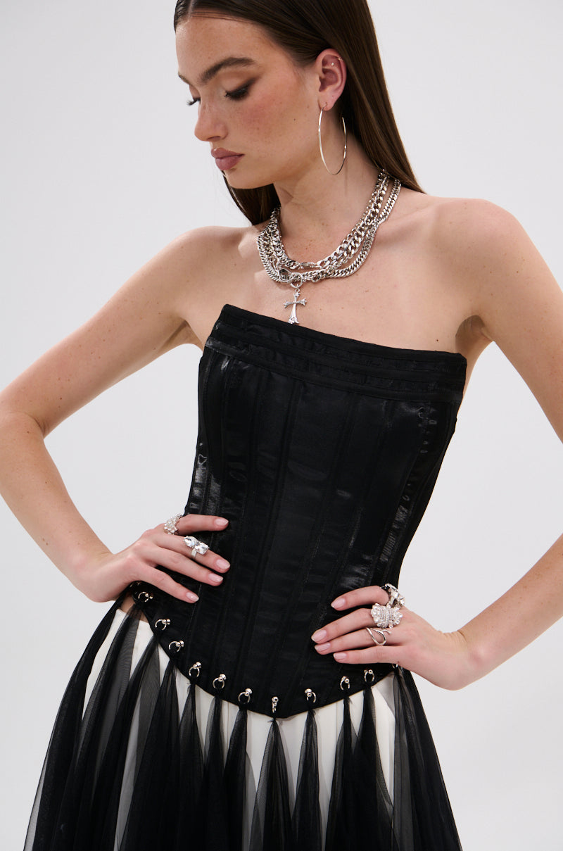 MARRIED TO THE GAME CORSET TOP IN BLACK