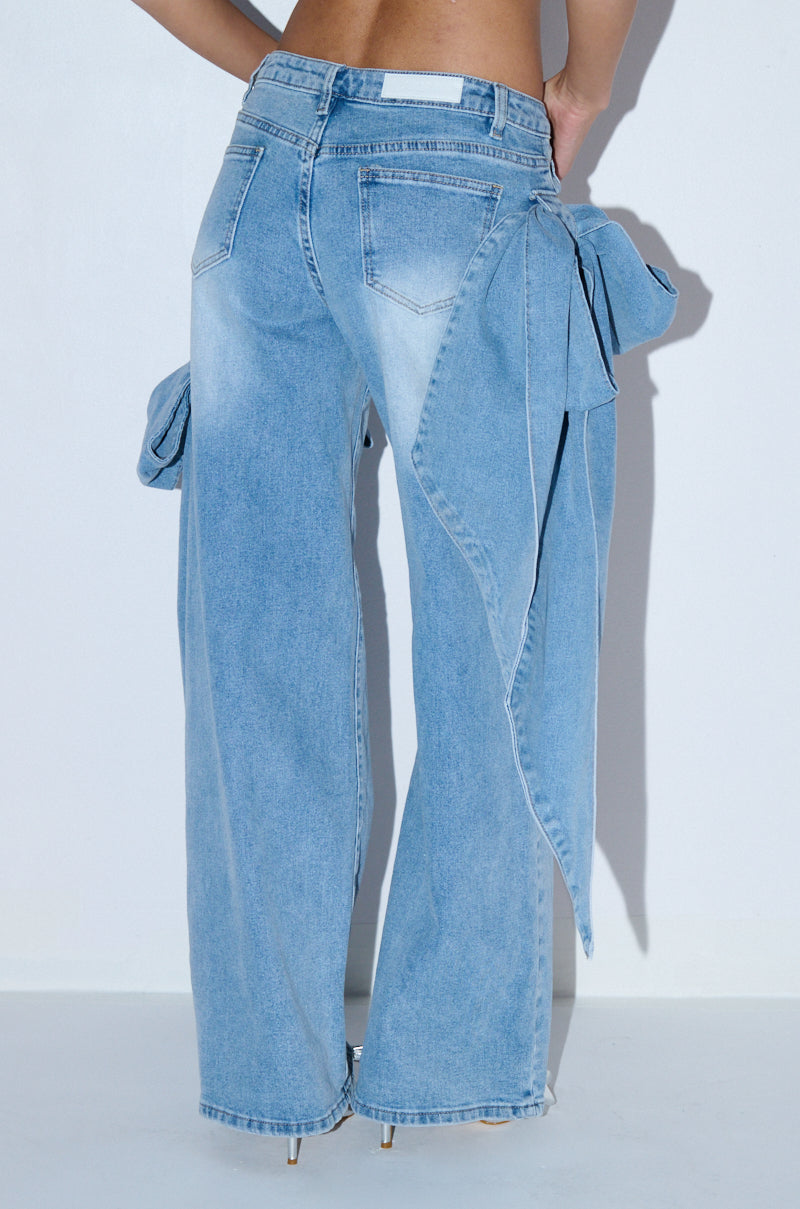 AVIVA BOW DETAIL WIDE LEG JEAN
