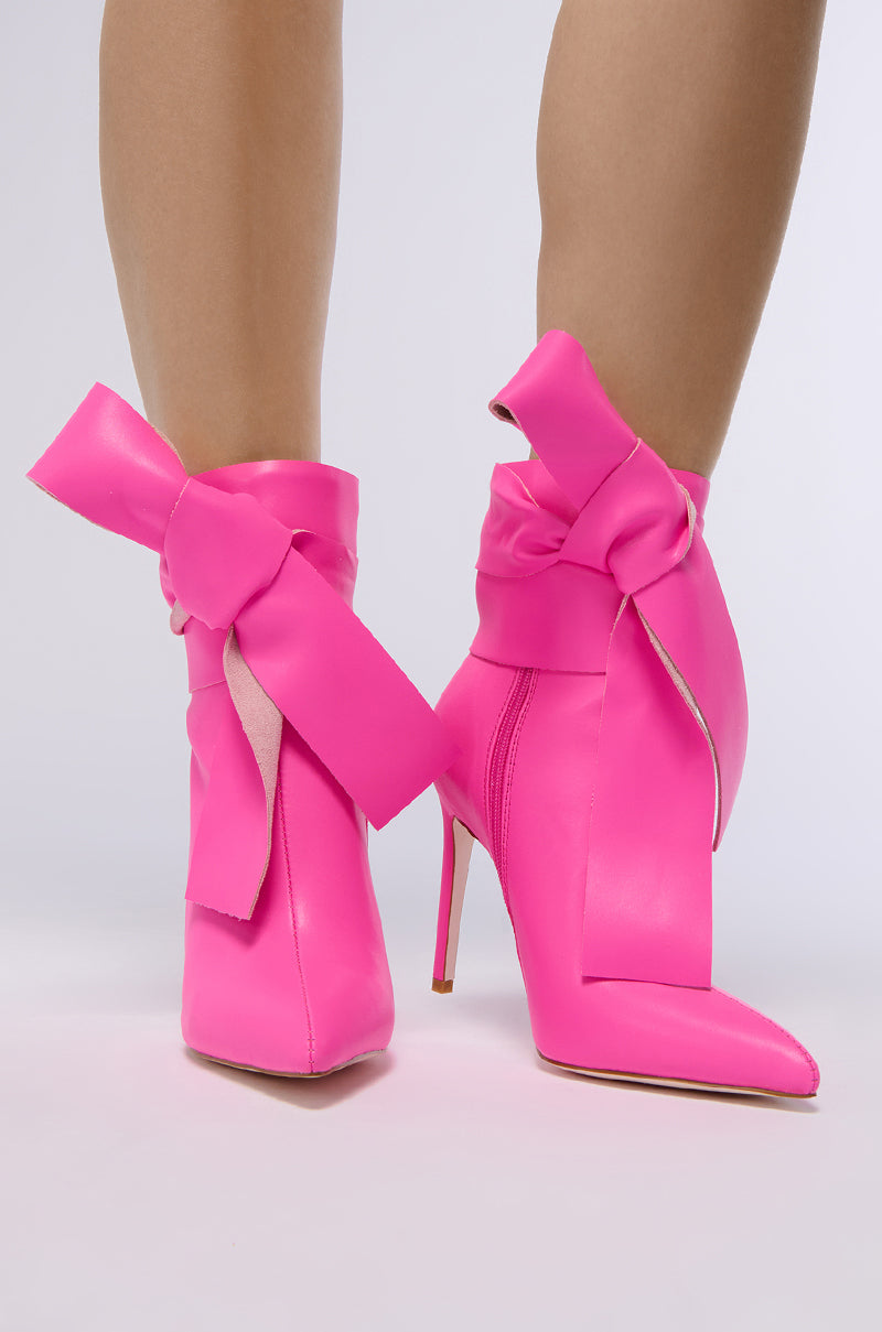 AZALEA WANG CHAUD PINK TIE STILETTO BOOTIE