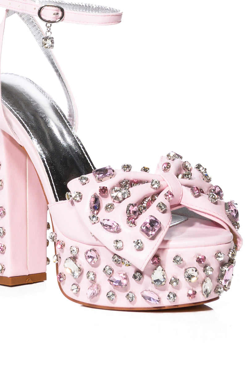 AZALEA WANG MAYA EMBELLISHED BOW CHUNKY SANDAL IN LIGHTPINK