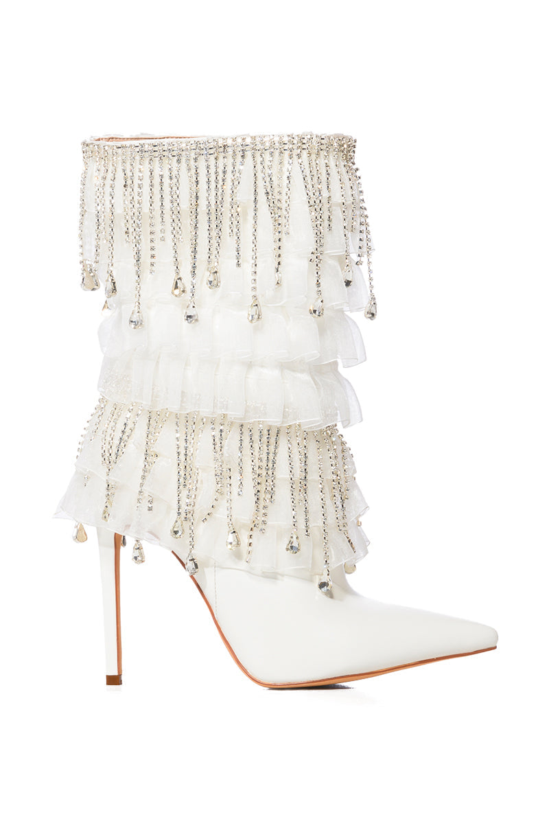 AZALEA WANG LEXLEY WHITE DIAMOND DRIP BOOT