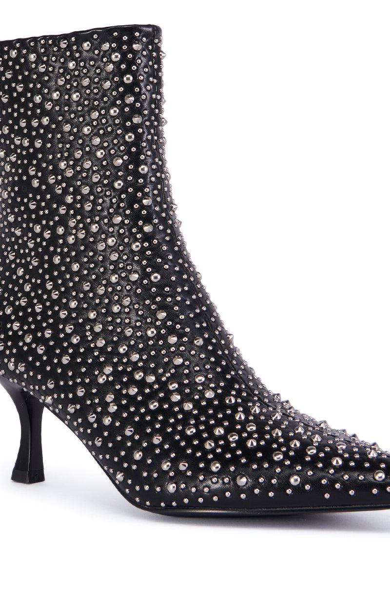 AZALEA WANG RIDLEY BLACK EMBELLISHED BOOTIE