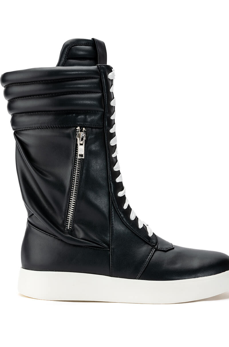 AZALEA WANG THROW IT BACK FLAT SNEAKER IN BLACK