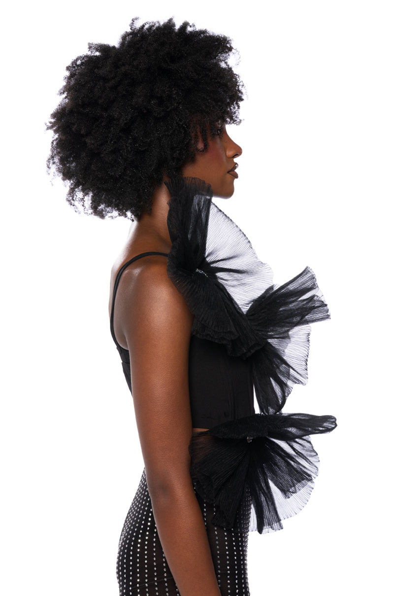 BLOSSOM TEXTURED FLOWER CROP TOP