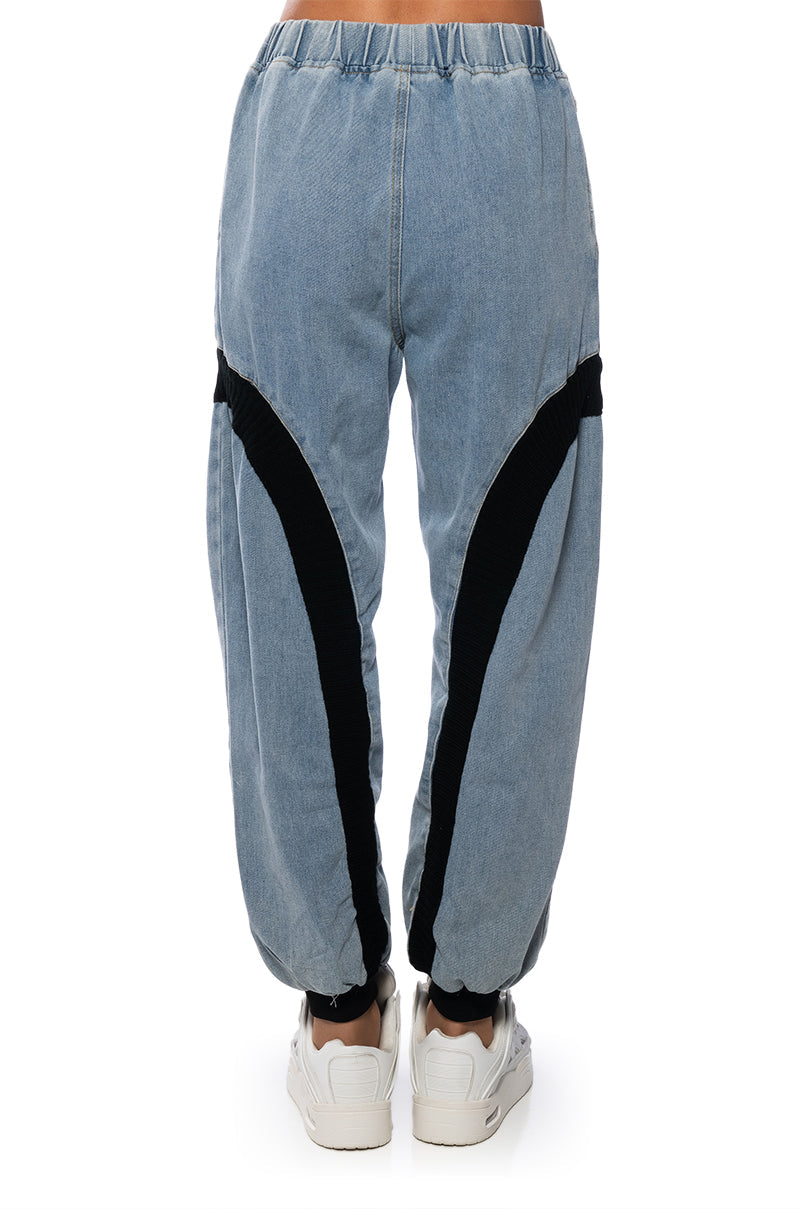 CURVE EFFECT RIBBED TRIM DENIM JOGGER