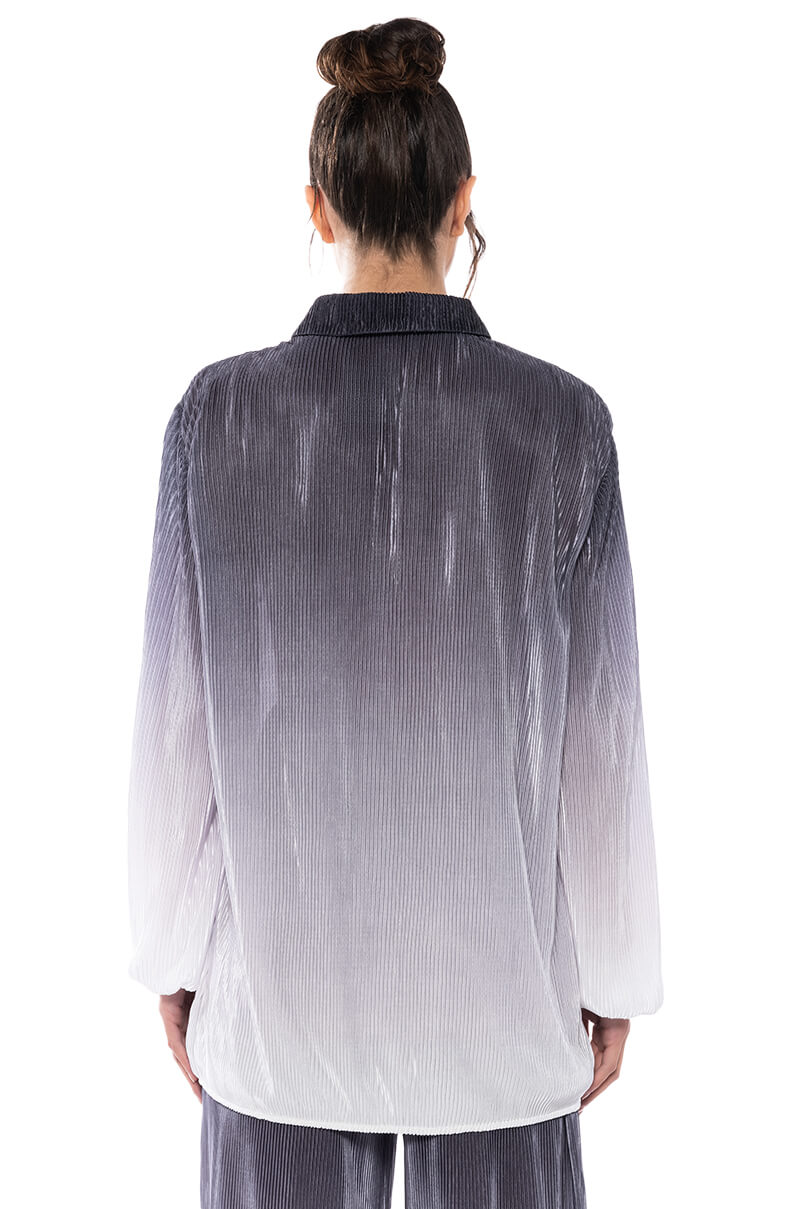 DAY TO NIGHT PLEATED SATIN BUTTON DOWN