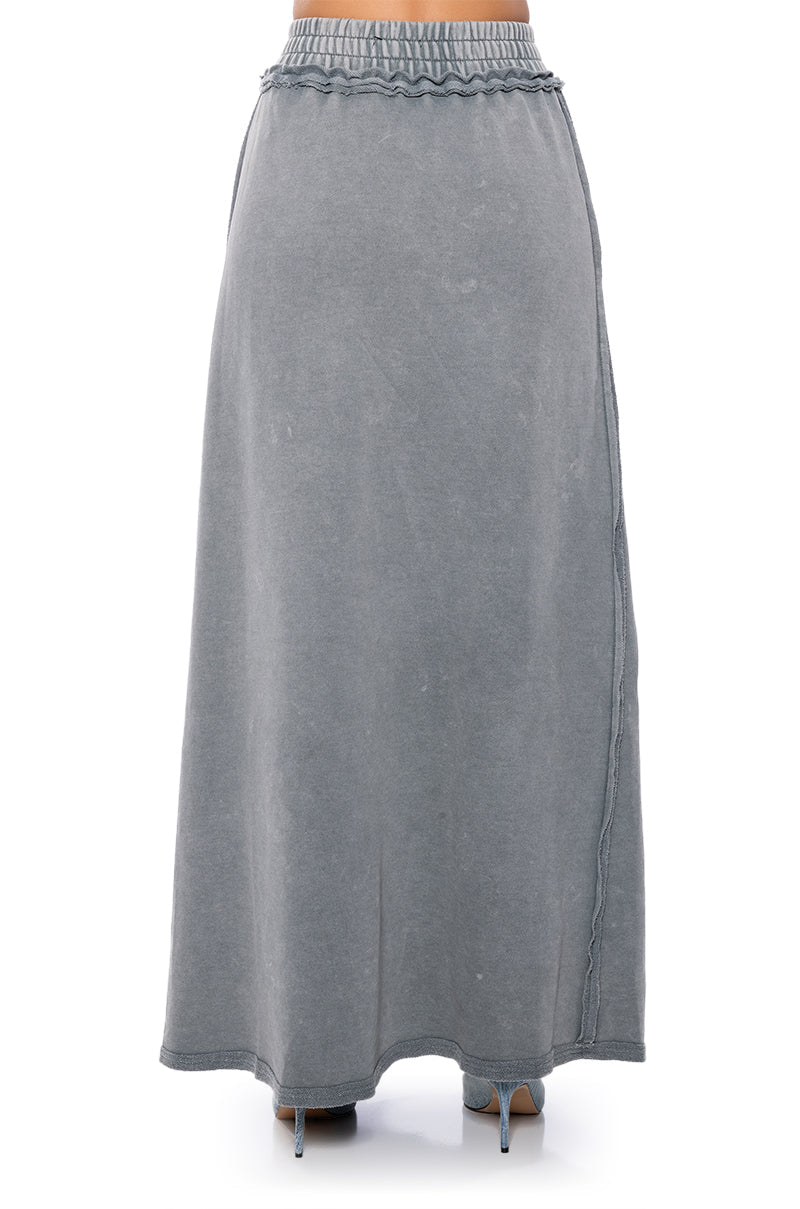 DENIM DREAMS ZIPPER DETAIL MAXI SKIRT