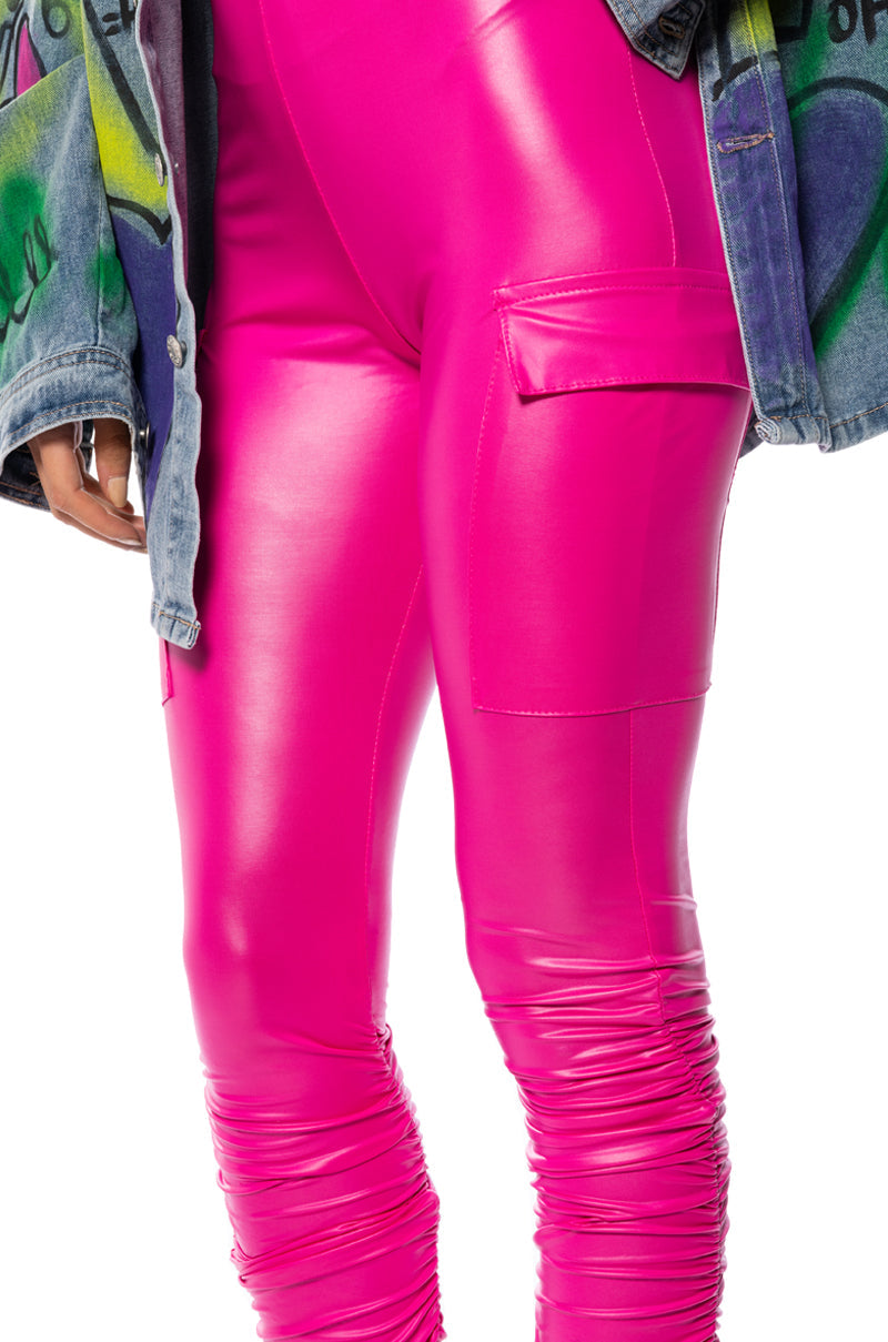 DIAMOND 2-POCKET PU RUCHED PANT