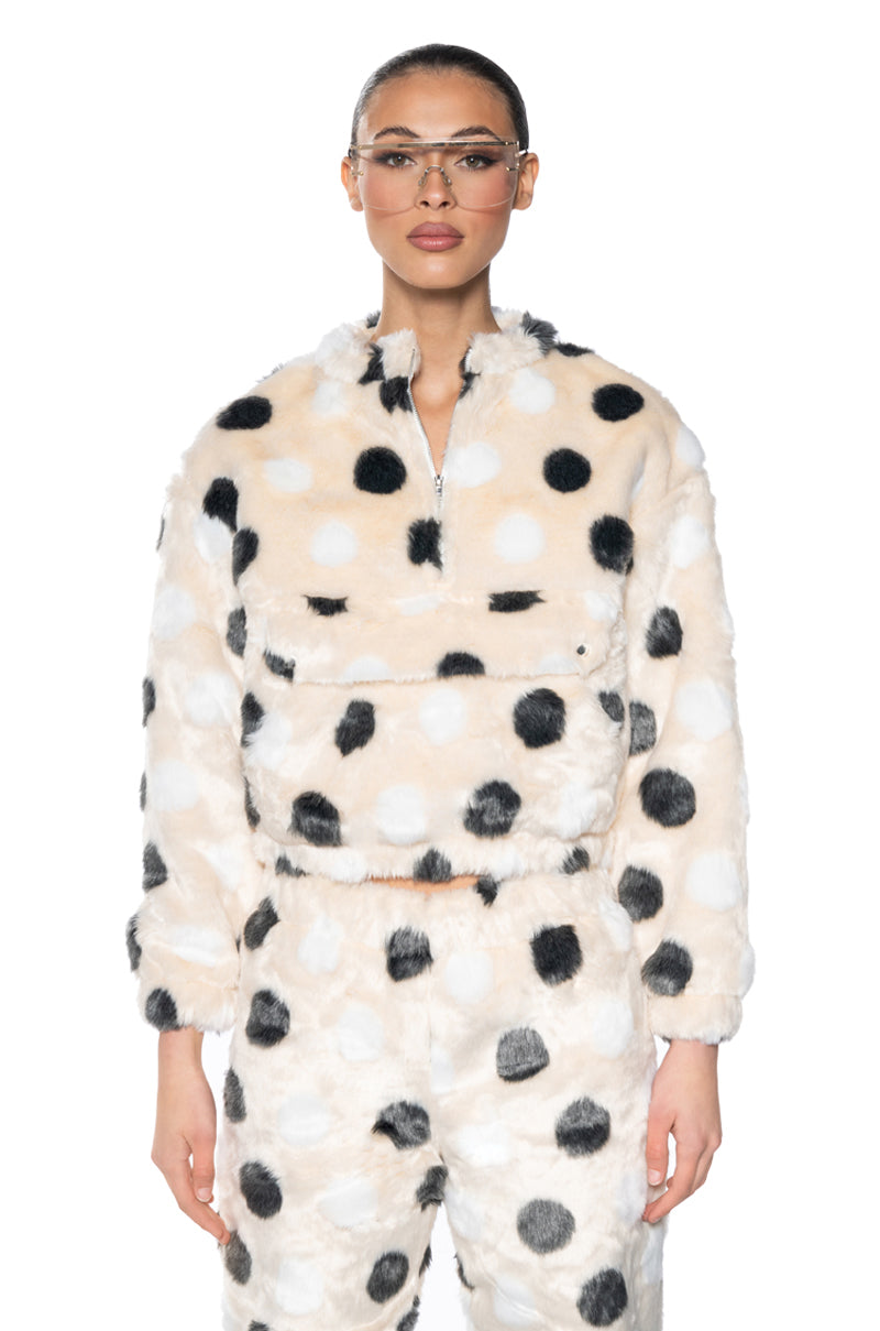 DOTTY FAUX FUR OVERSIZED PULLOVER