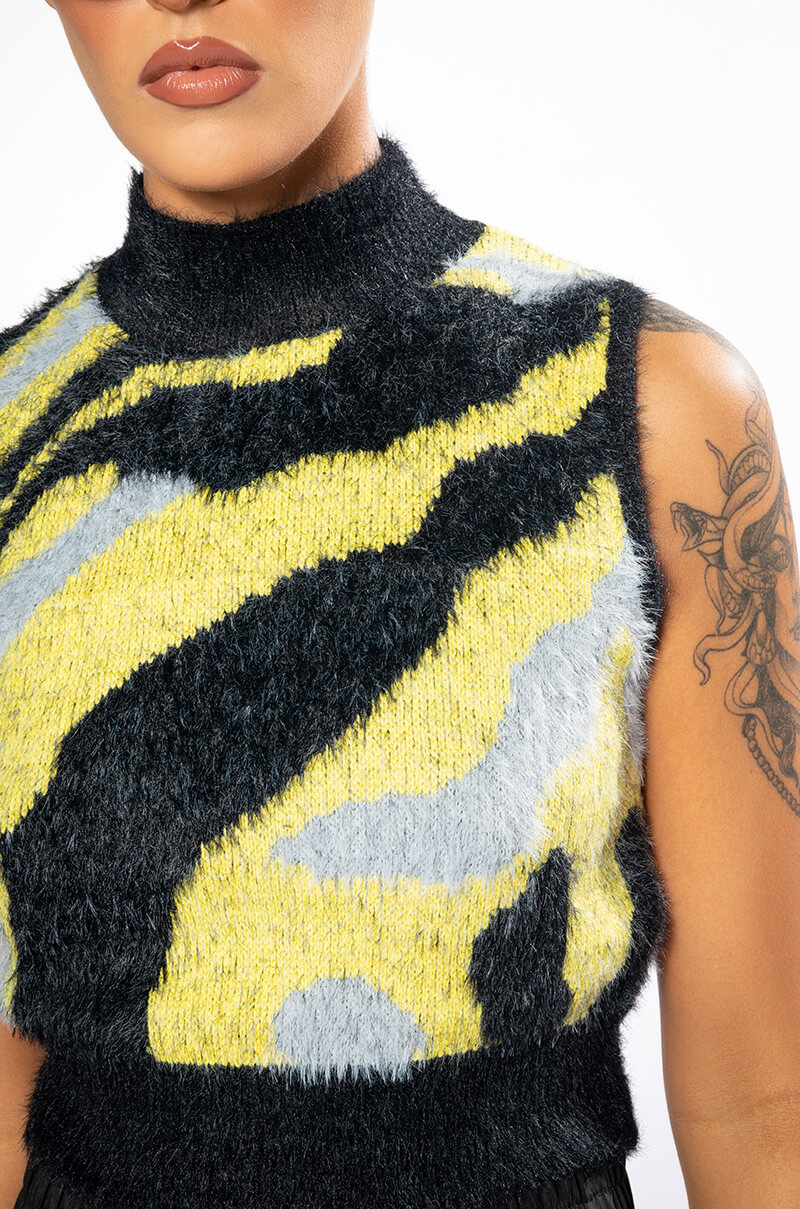 FEELING DANGEROUS SLEEVELESS CROPPED MOCK NECK SWEATER