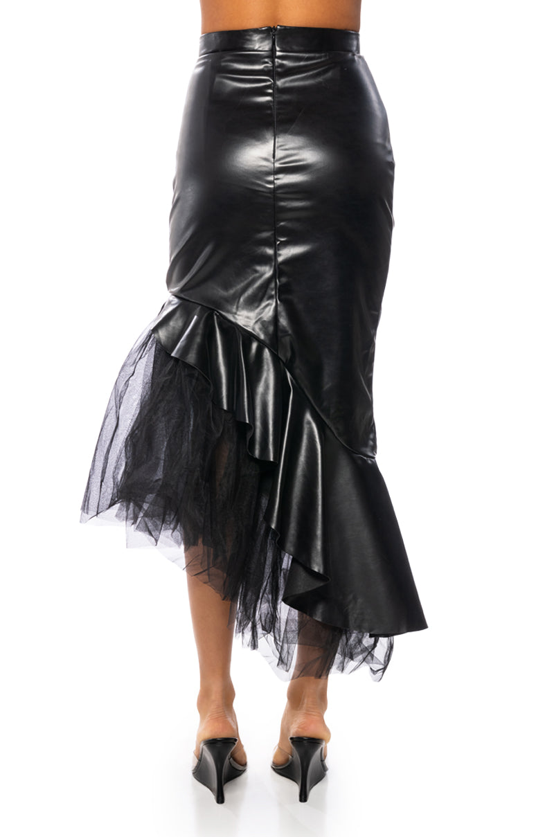 FEMININE FLARE TULLE AND FAUX LEATHER MAXI SKIRT