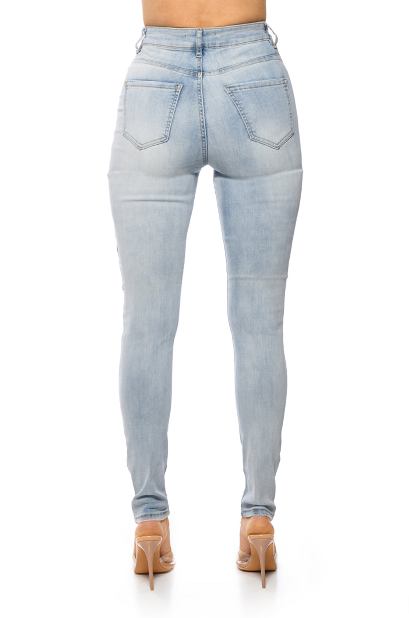 EXTREME STRETCH HIGH WAIST PEARL SKINNY JEANS