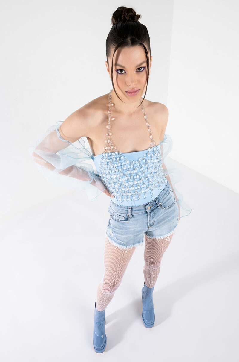 FLEX-FIT HIGH WAISTED SUPER STRETCHY LIGHT BLUE DENIM SHORTS