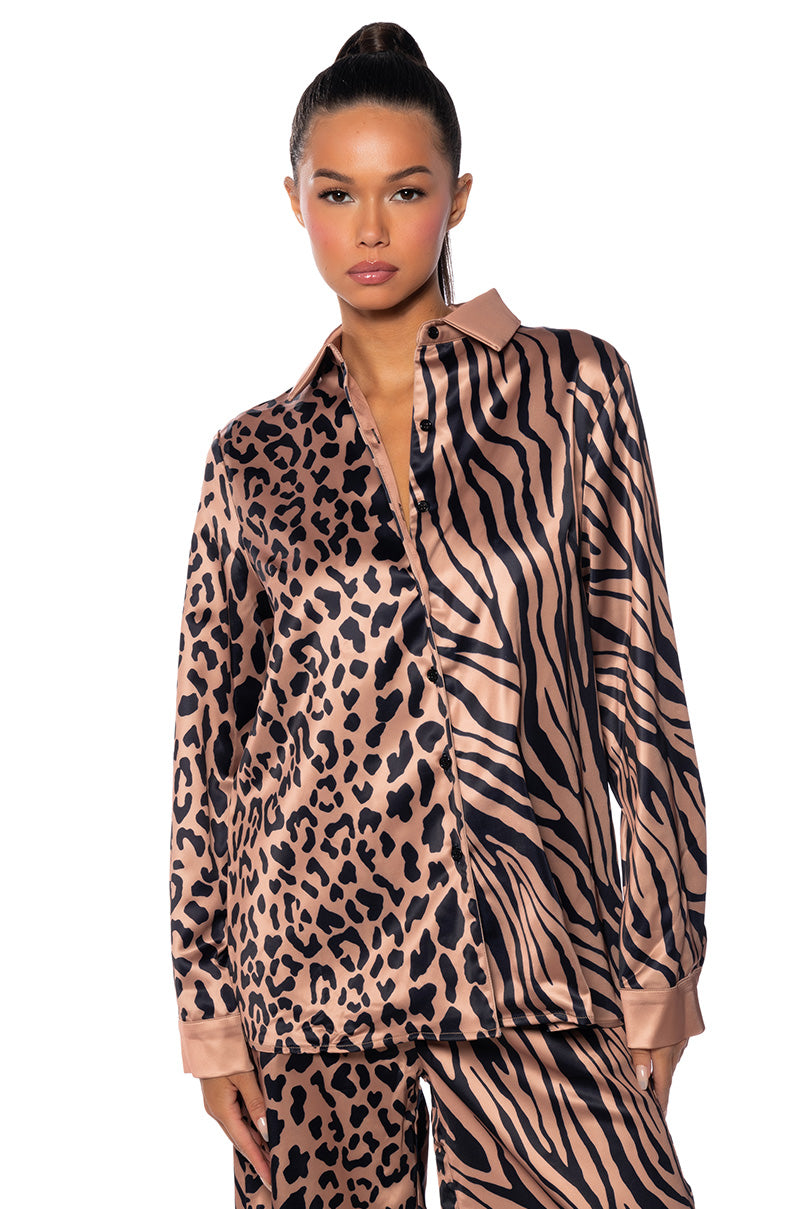 INTO THE NIGHT SATIN BUTTONDOWN