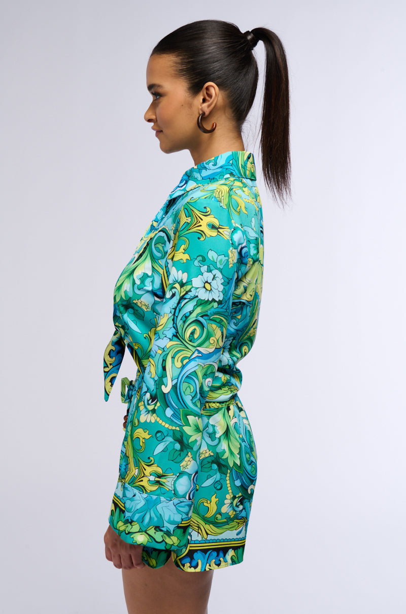 ISLAND TIME COLLARED TIE FRONT BLOUSE