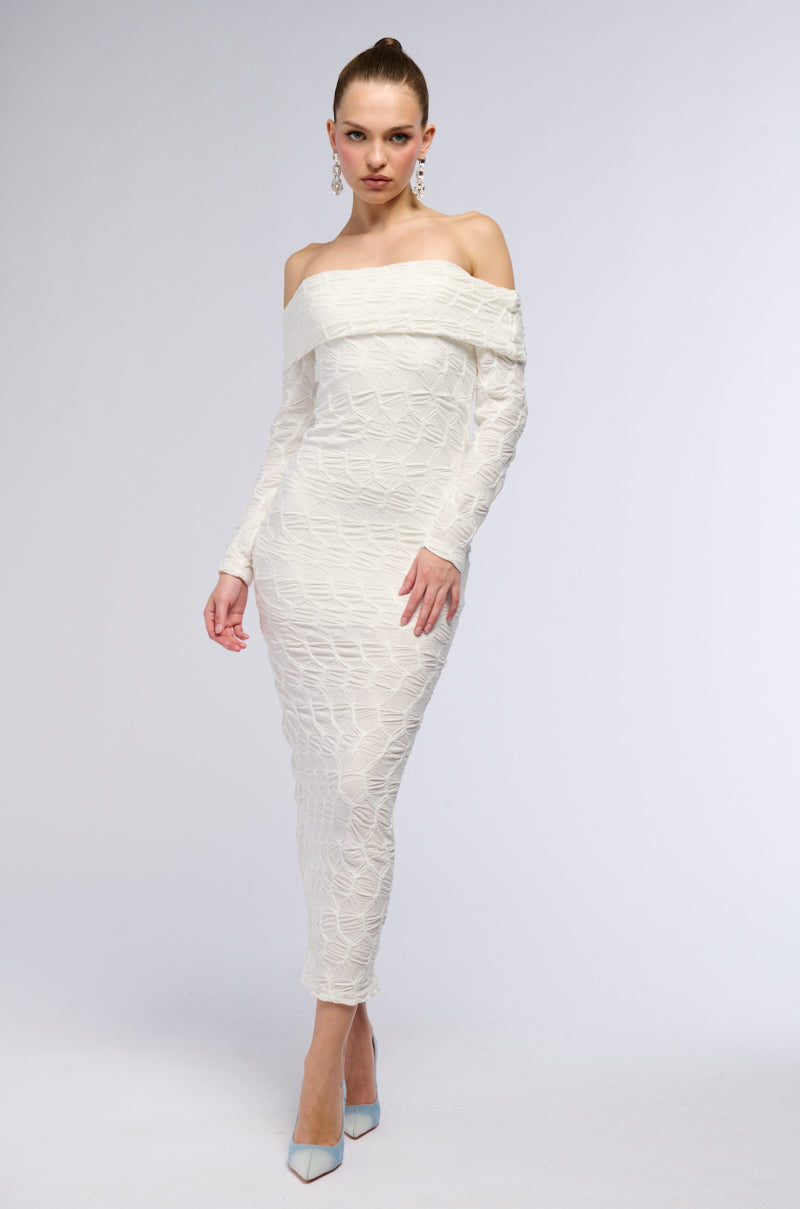 IT'S A VIBE OFF THE SHOULDER MIDI DRESS