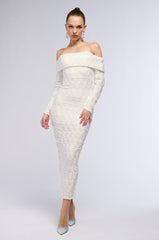 IT'S A VIBE OFF THE SHOULDER MIDI DRESS